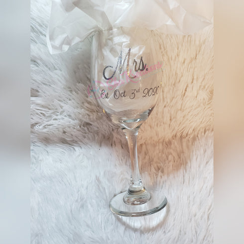 Mr. & Mrs. Wine Glasses